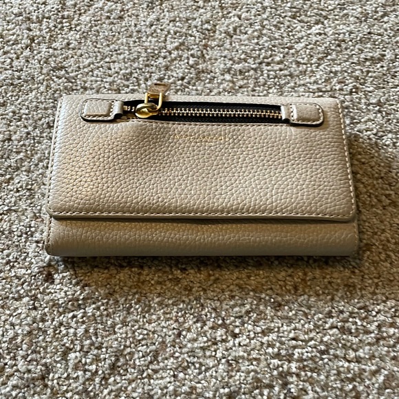 Marc Jacob’s check book wallet with multiple pockets and card holders. - Picture 1 of 6